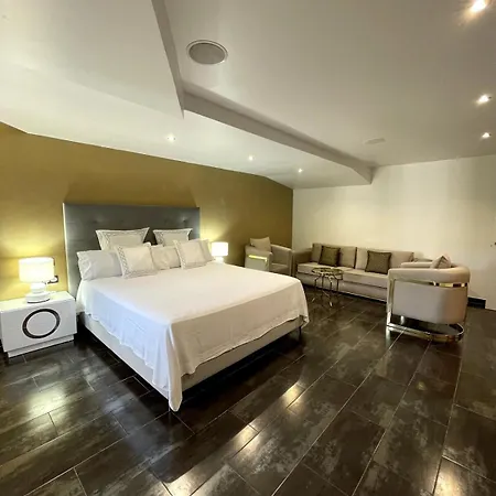 Luxury Vacation *