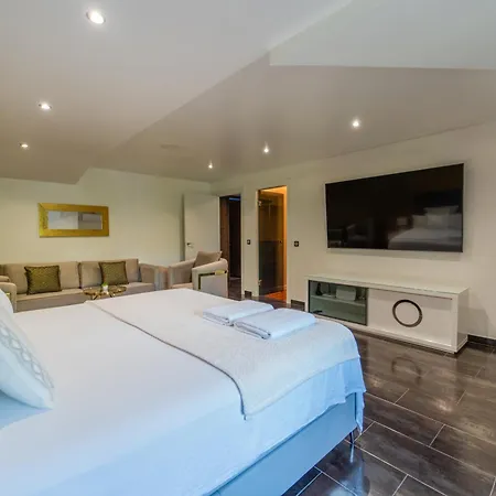 וילה Luxury Vacation *