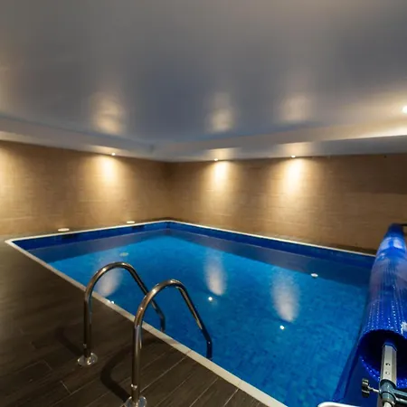 Luxury Vacation וילה מארבלה