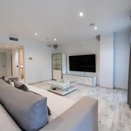 Luxury Vacation * מארבלה