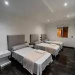 Luxury Vacation וילה מארבלה