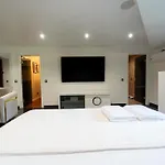 Luxury Vacation מארבלה